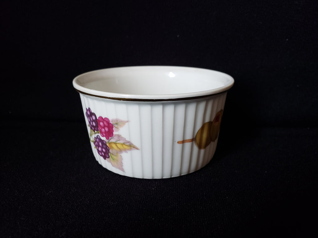 Vintage Royal Worcester Evesham Quiche Souffle Baking Porcelain Dish (lot 2096)