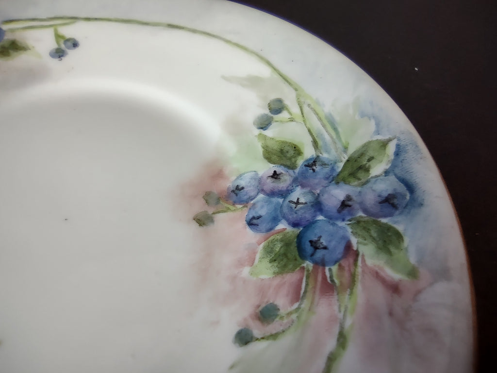 TV Limoges French Cottage Shabby Chic Small Plate 5-1/4" Blue Berries (lot 1121)