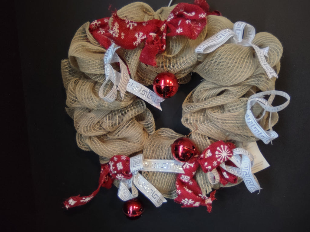 Christmas Mesh Wreath with Bells and Bows Primitive Rustic Cottage (lot 2726c)
