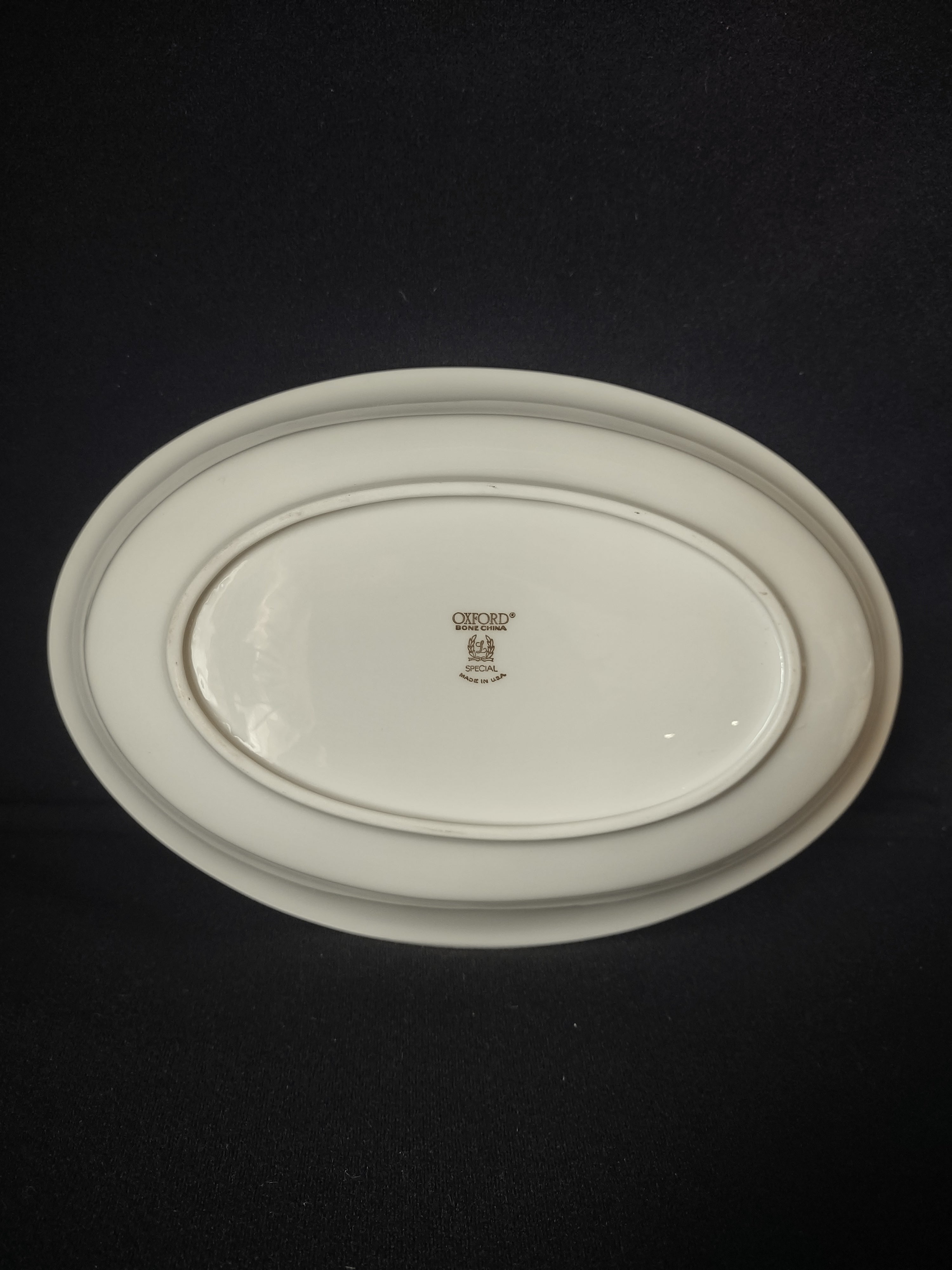 Vintage Lenox Oxford Special Bone China Large Serving Dish (lot 1874)