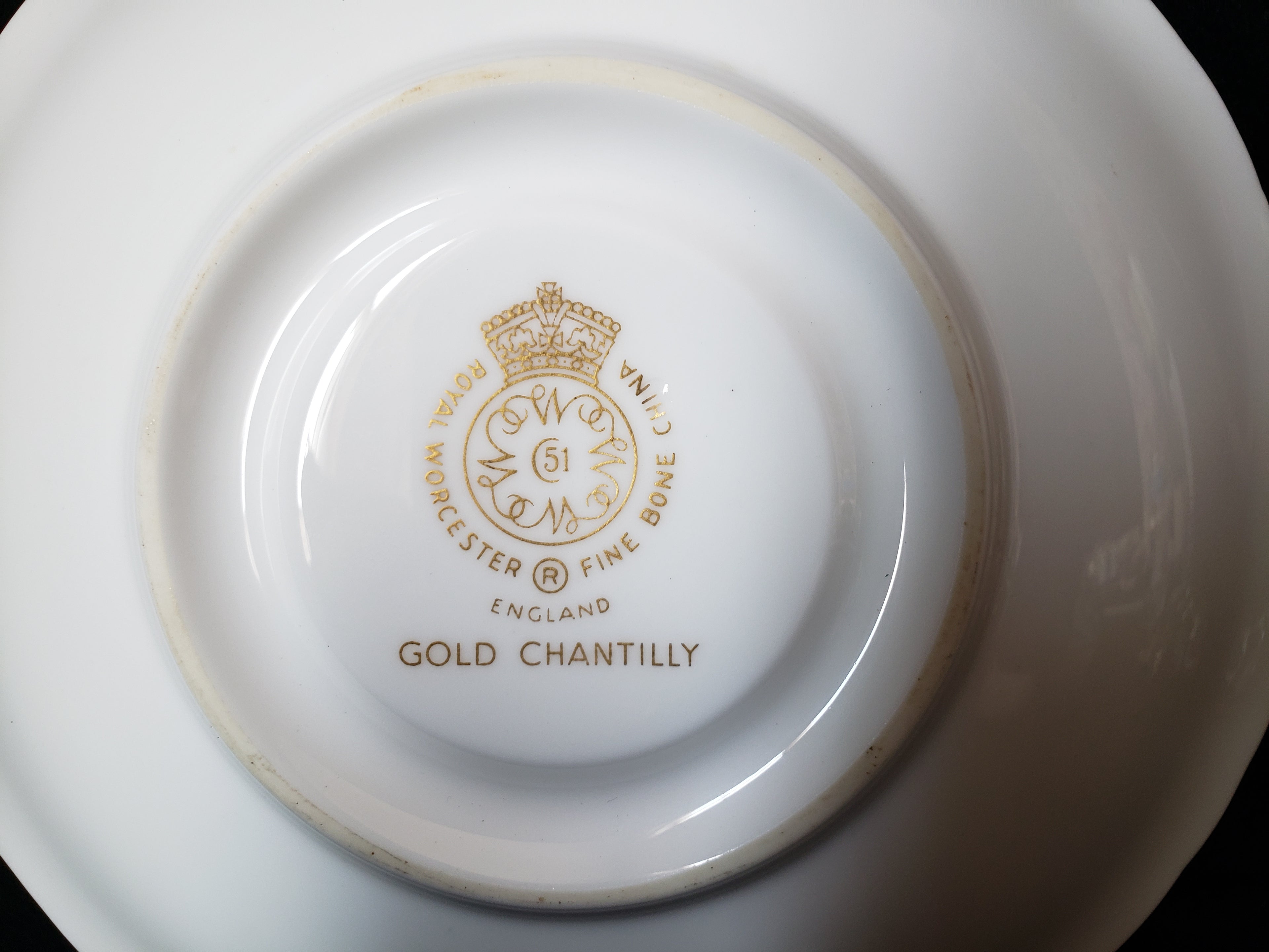 Vintage Royal Worcester Saucer ONLY Gold Chantilly 5-3/4 (lot 2094)