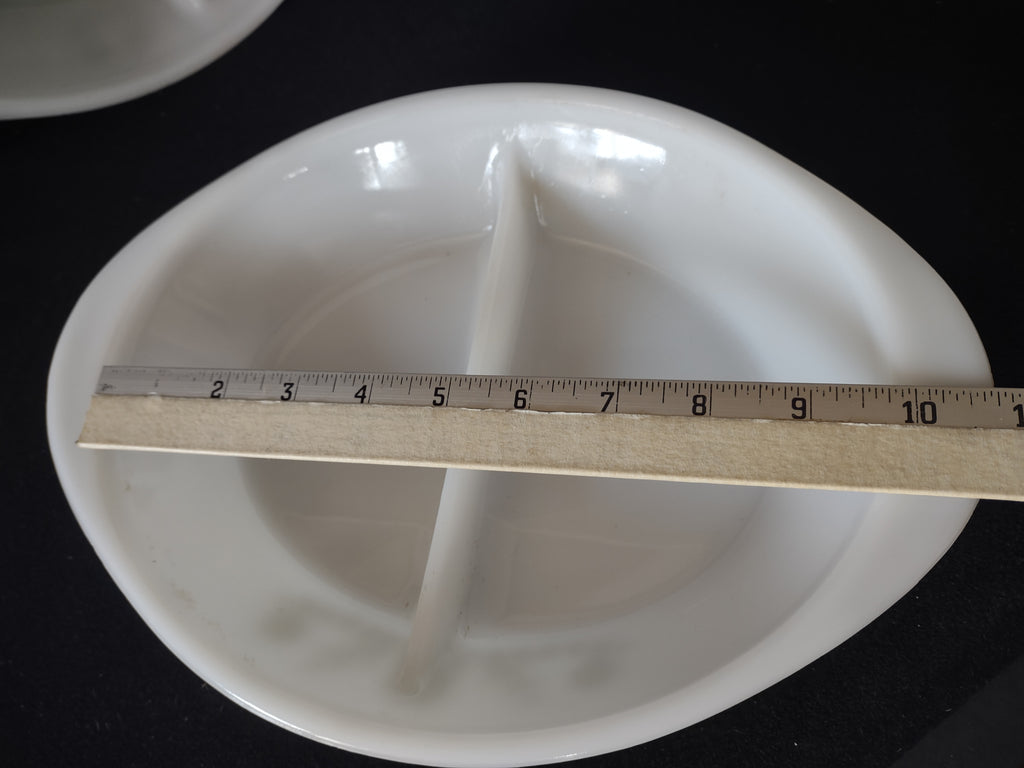 Vintage Glasbake Oval Divided Milk Glass Casserole Green Daisy (lot 5280)
