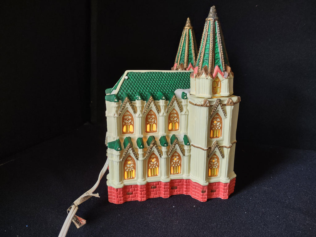 Noma 1997 Porcelain Light Up Church (lot 1733)
