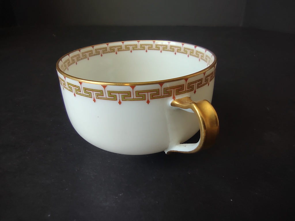 Haviland Limoges Bouillon Cup ONLY Green Red Design (lot 1064)