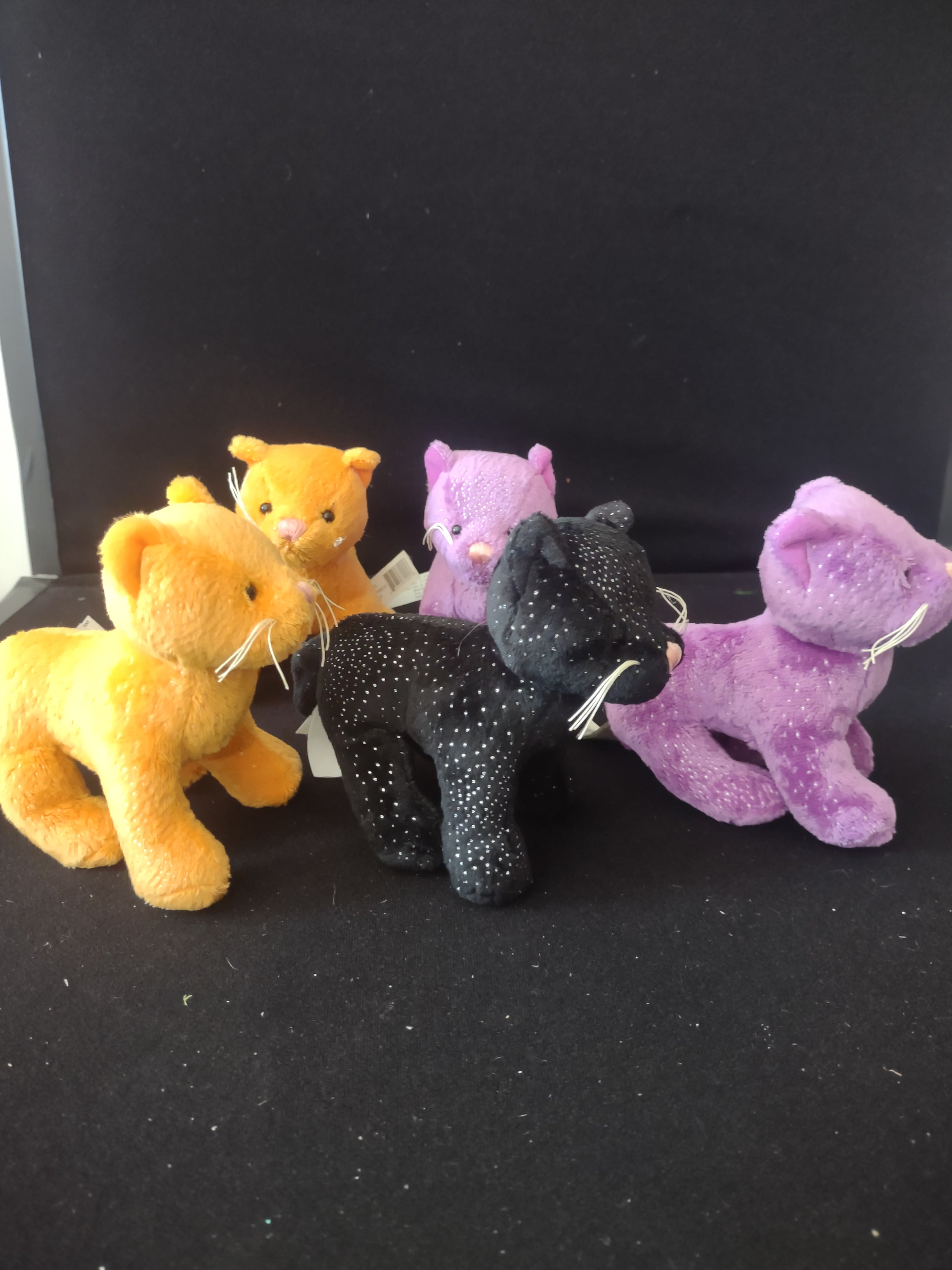 Vintage Gantz Plush 5 Spooky Sparkle Cats 2 of them work (Lot 3487)