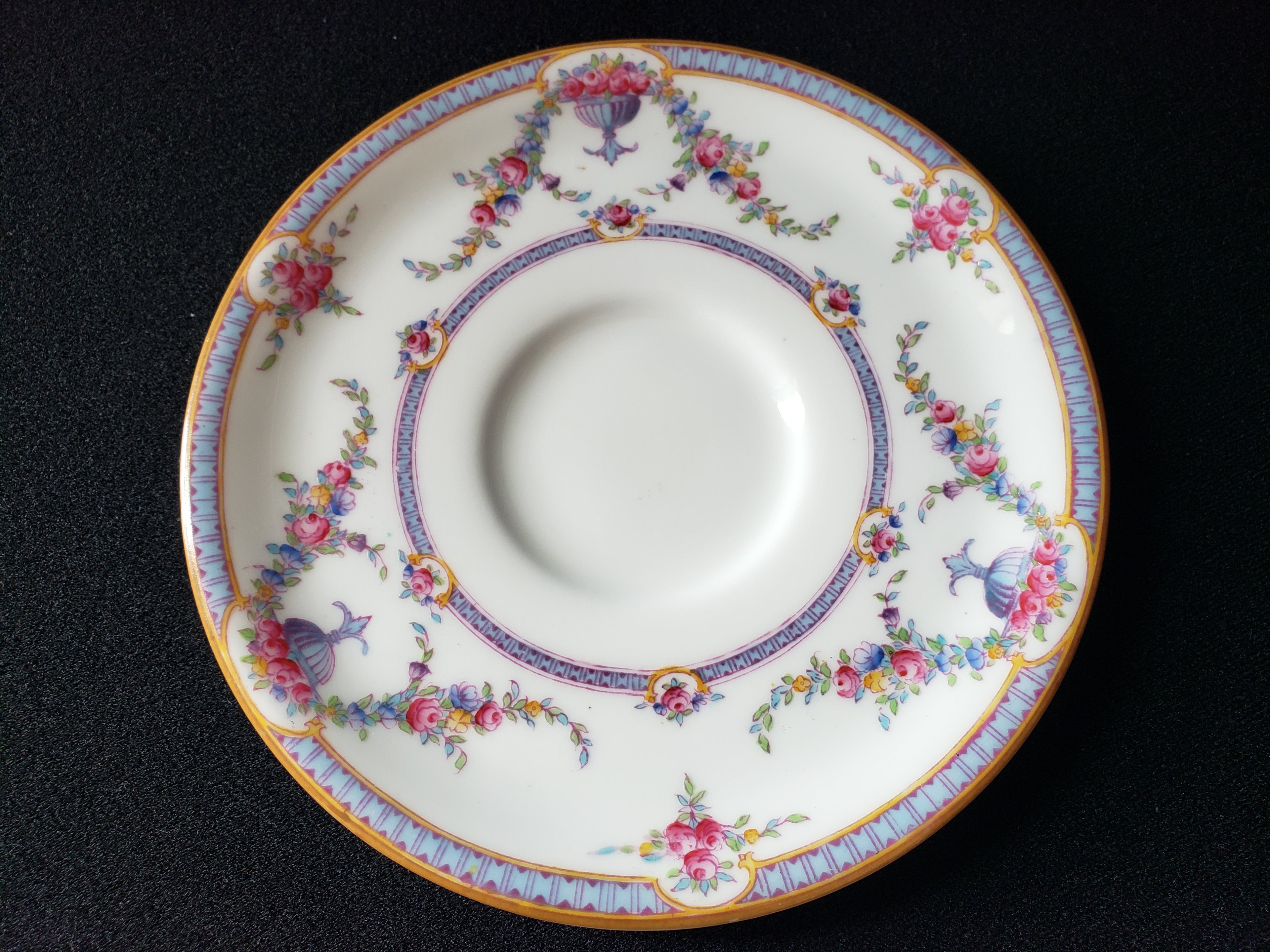 Vintage Royal Worcester Rosemary Saucer ONLY 5-7/8" (lot 2090)