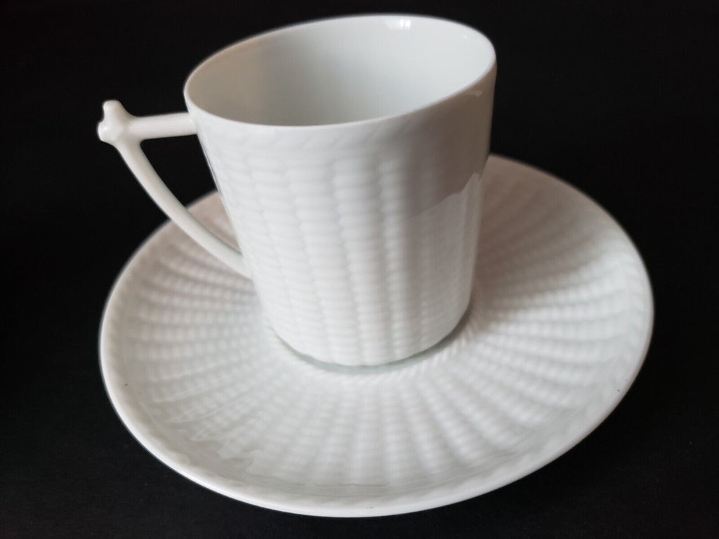 CH Field Vintage 2 x Demitasse Espresso Coffee Cup White Whicker Design (lot 652