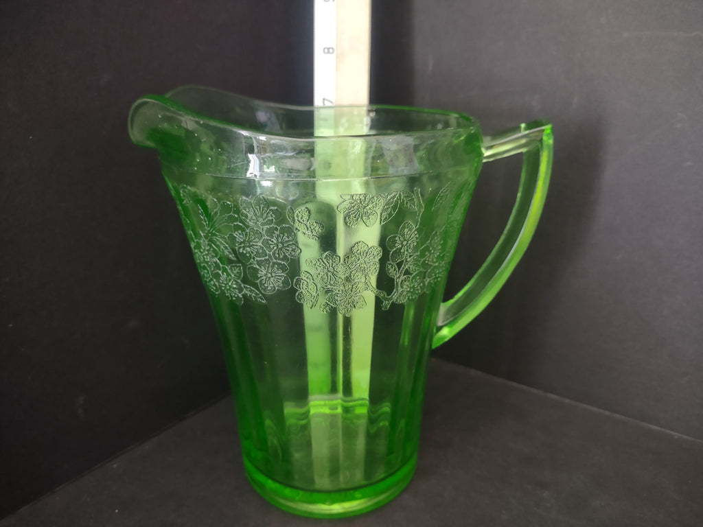 Green Light Up Uranium Glass Pitcher Jeanette Flat Panel Cherry Blossom lot 2718