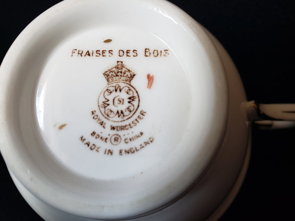 Vintage Royal Worcester Fraises Des Bois Tea Cup ONLY (lot 2110)