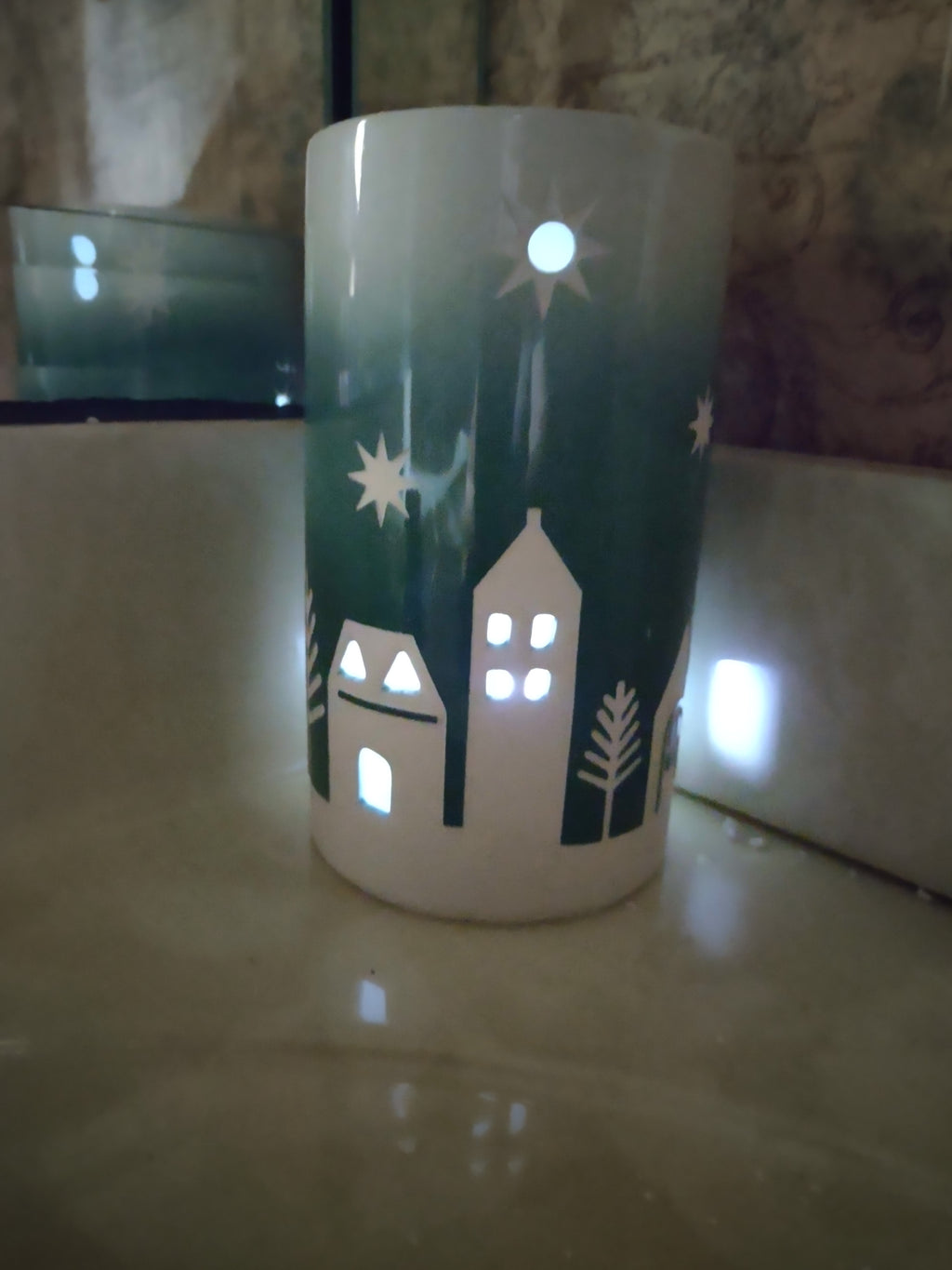 Yankee Candle Winter Village Tealight Candle Holder Christmas Cookie (Lot 4065)