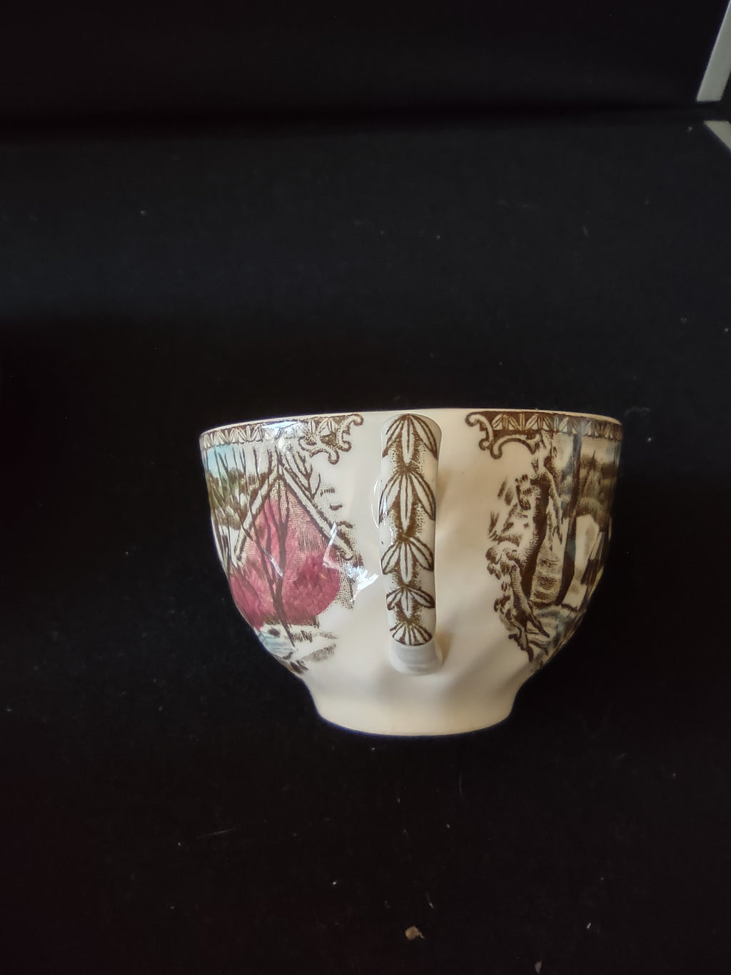 Vintage Johnson Brothers Teacup Saucer Ironstone Friendly Village x 4 (Lot 5534)