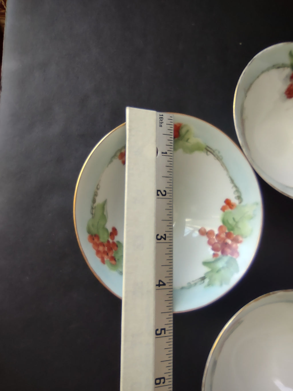 French Cottage Chic Set of 4 Dessert Footed Bowls Orange Red Fruit (lot 1096)