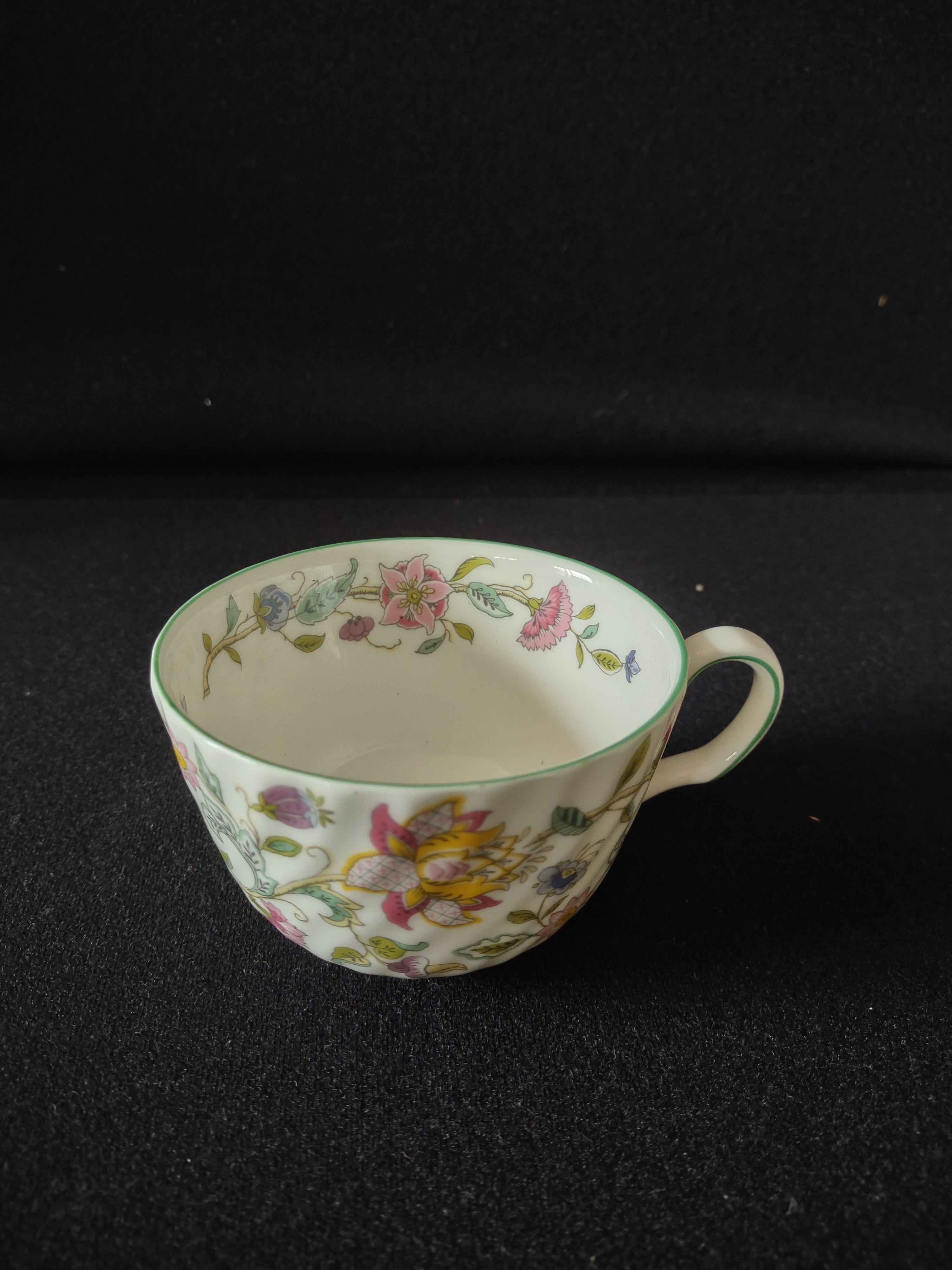 Vintage Minton Haddon Hall Tea Cup Saucer England Bone China Floral (Lot 5445)
