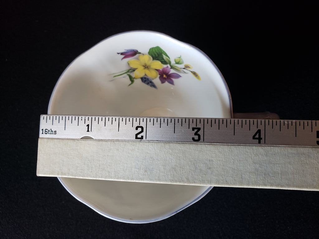 Royal Albert Tea up with Saucer Violets (lot 2032)