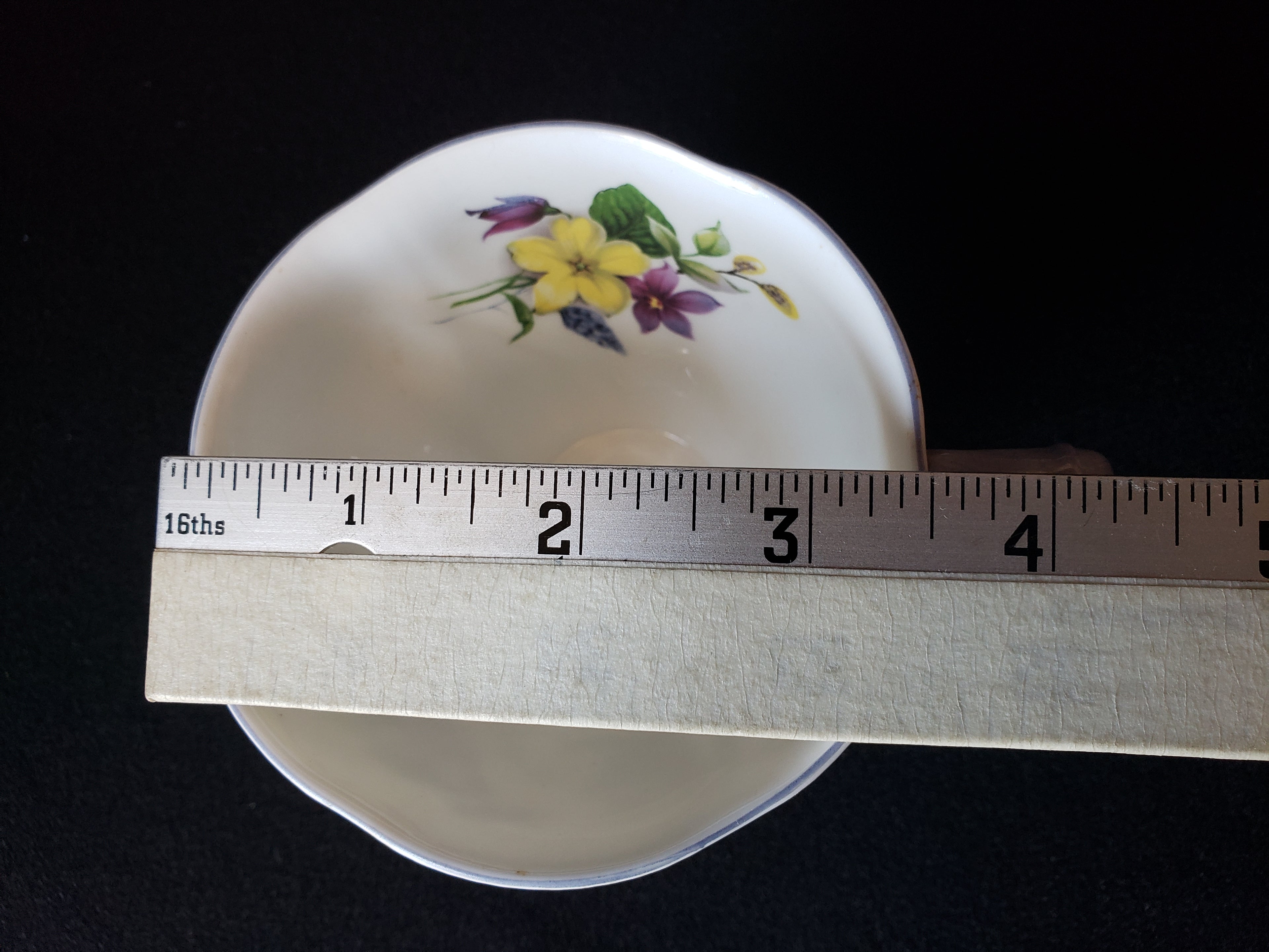 Royal Albert Tea up with Saucer Violets (lot 2032)