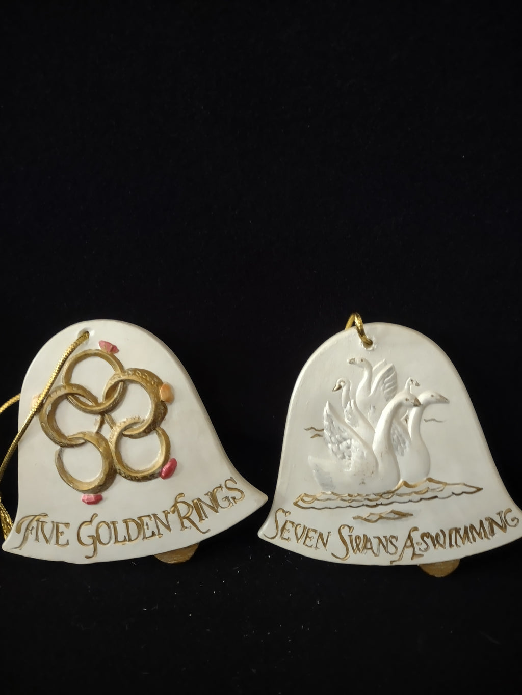 Six Ceramic Ornaments 12 Days Of Christmas Reversible (Lot 4159)