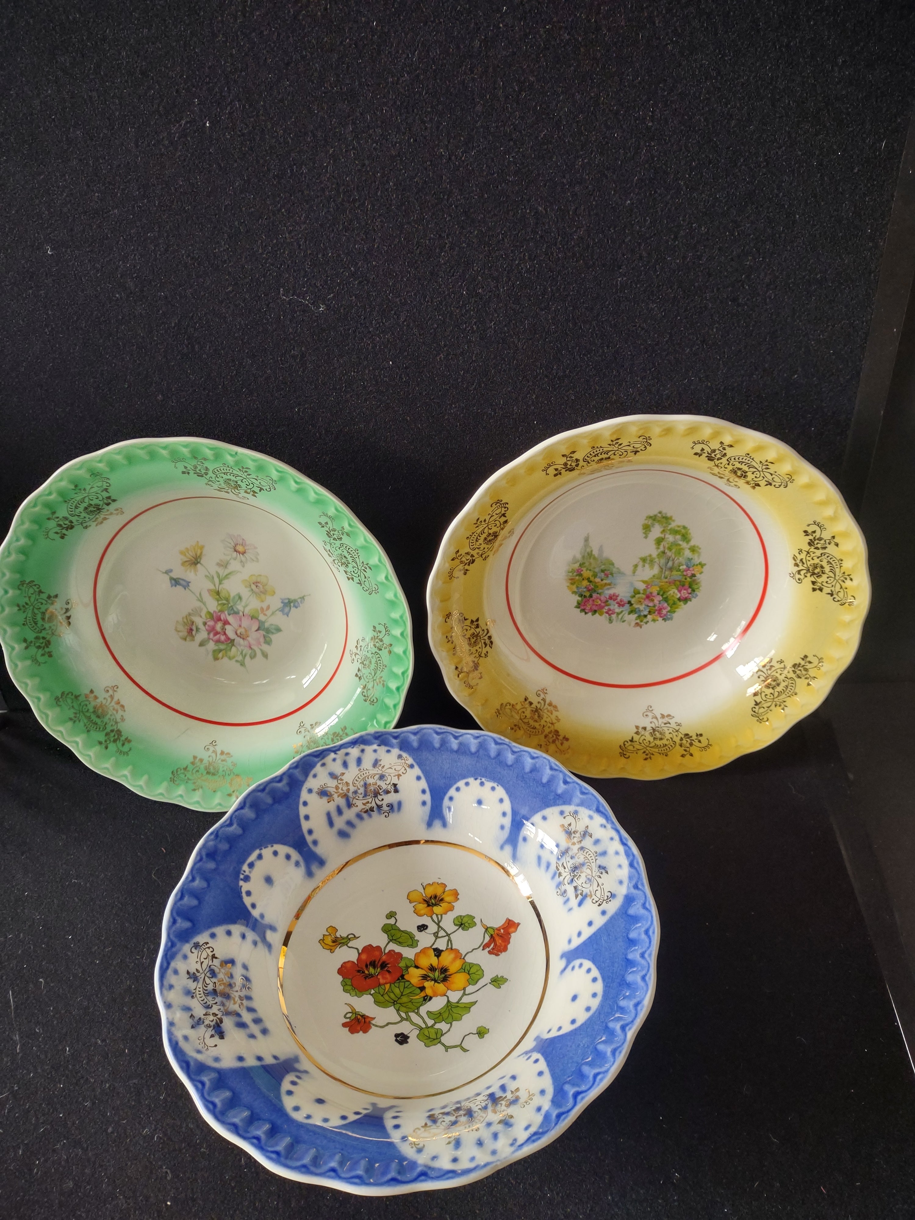 Vintage 9.5" Serving Bowl x 3 Green Yellow Blue Gold Trim Floral (Lot 5043)