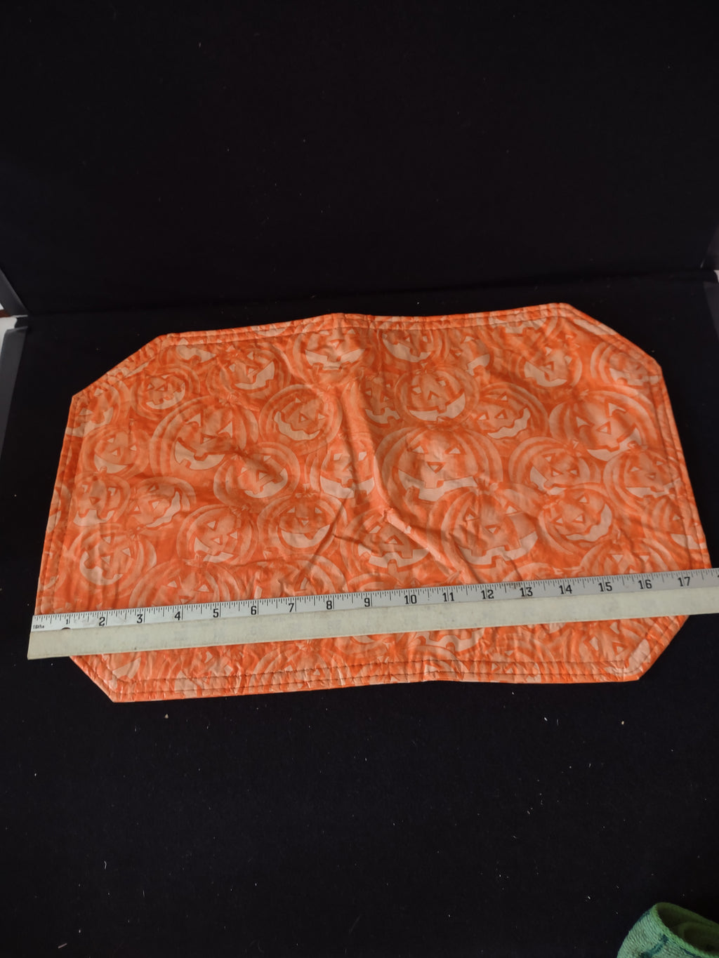 Halloween Jack O Lantern Reversible Plastic Place Mats Set Of 4 (Lot 3657)