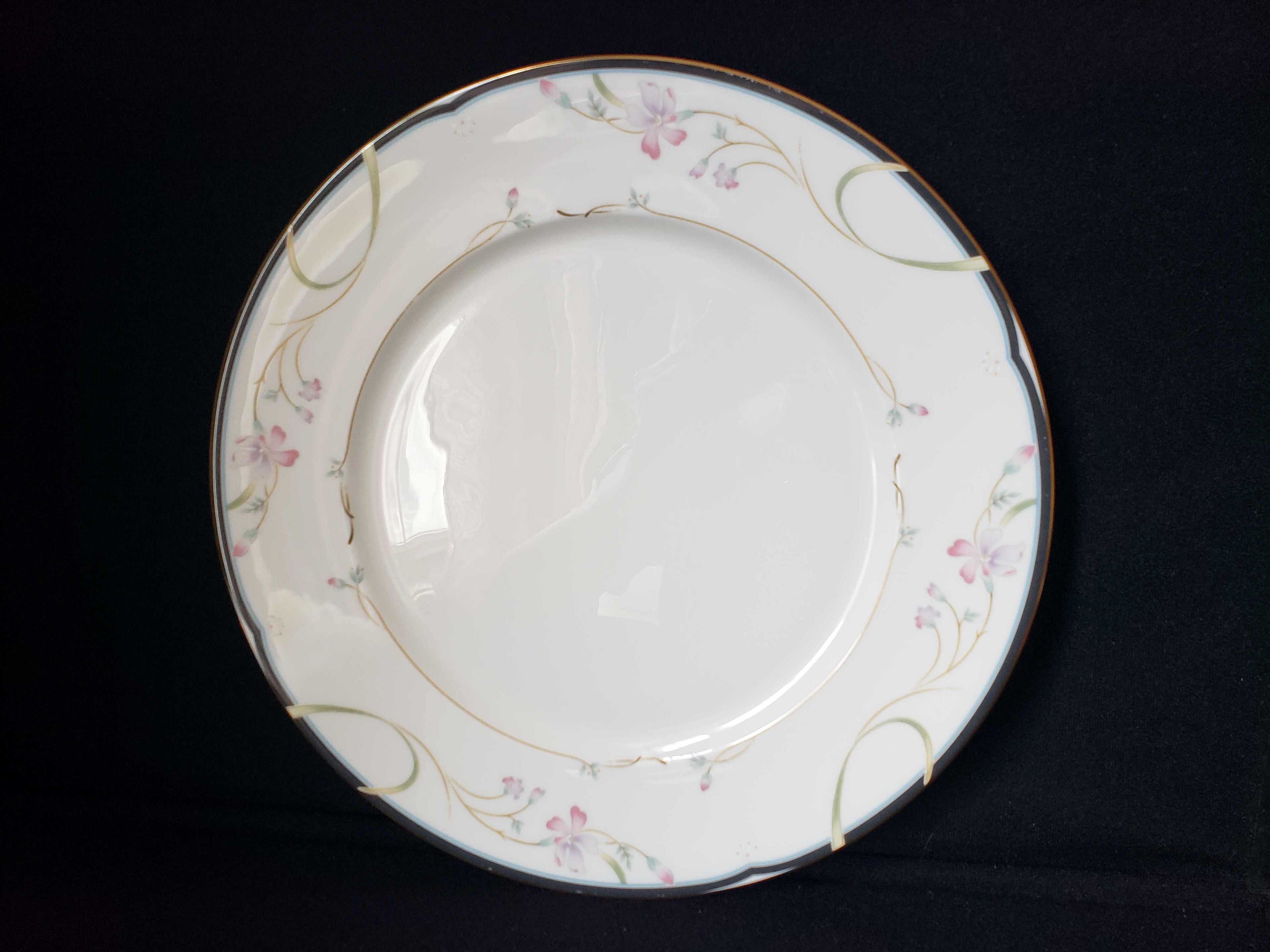 Vintage Lenox Debut Constance Fine Bone Luncheon Plate 10-3/4" (lot 1914)