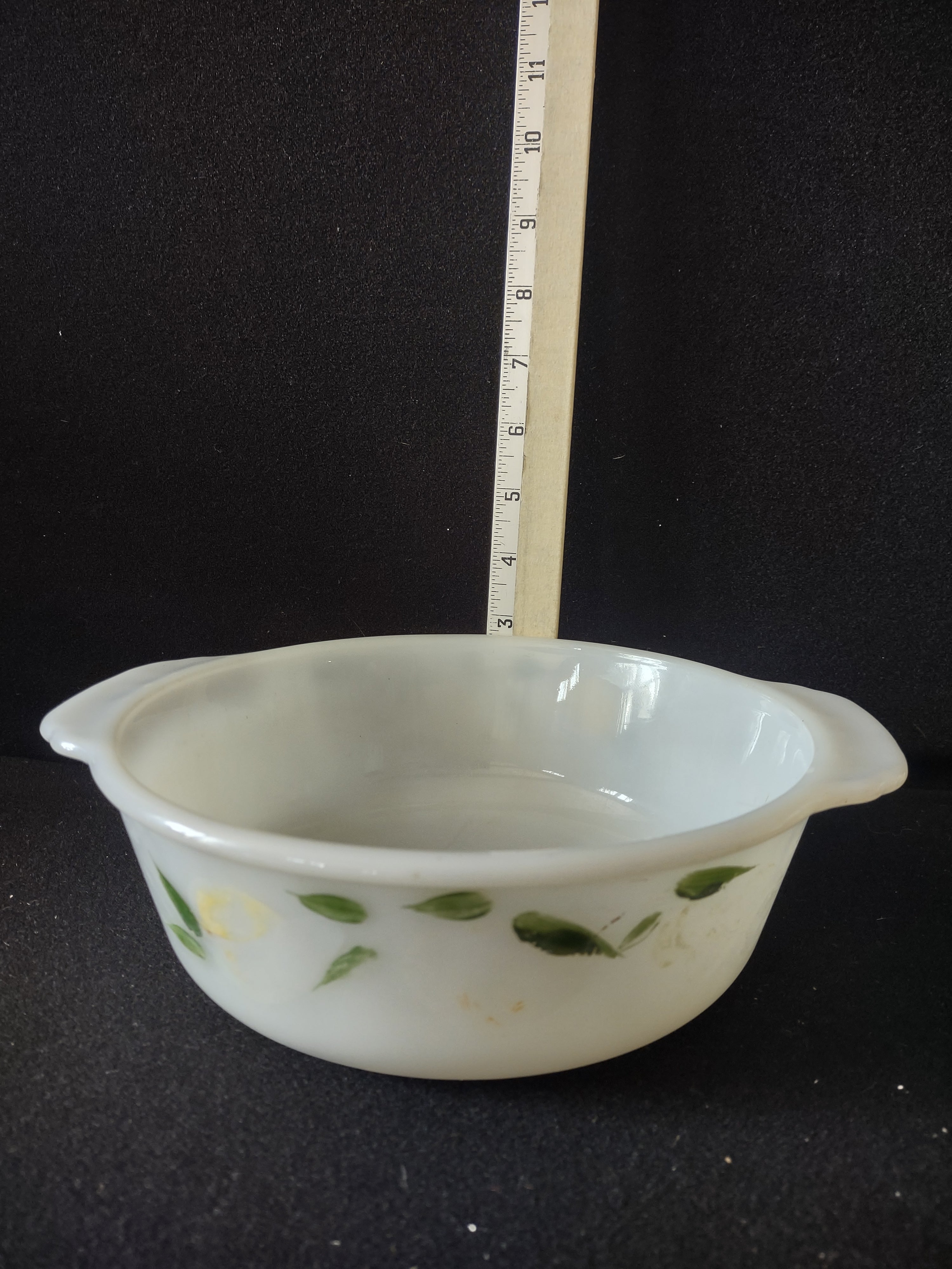 Vintage Fire King 2 Qt Casserole Meadow Green Gay Fad Leaf IMPERFECT (Lot 5134)