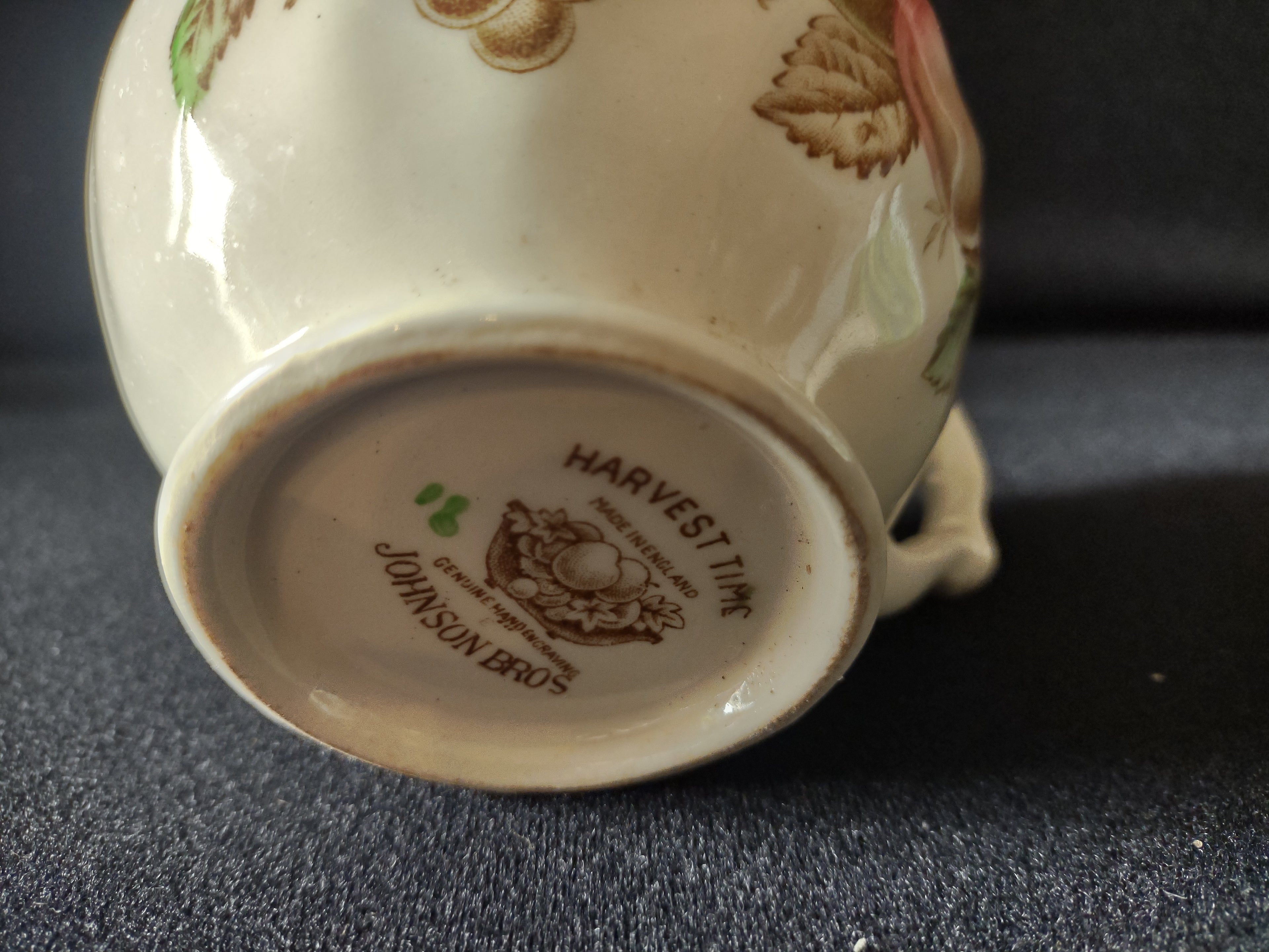 Vintage Johnson Bros Harvest Time Ironstone England Creamer (lot 5626)