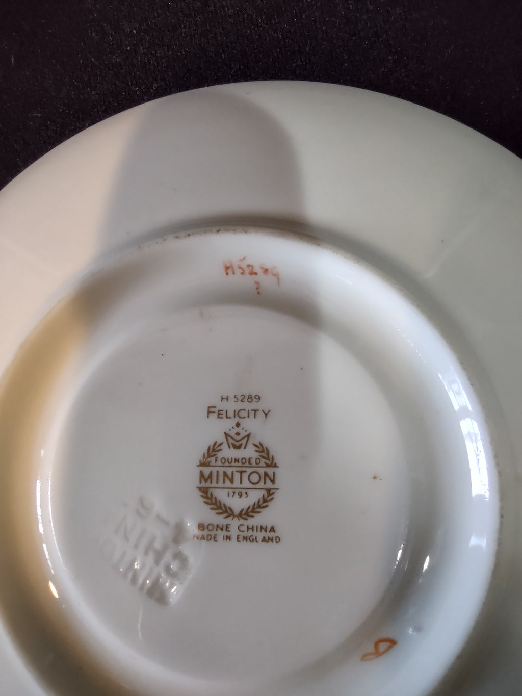 Vintage Minton Felicity Saucer Bone China Gold Scrolls (Lot 5504)