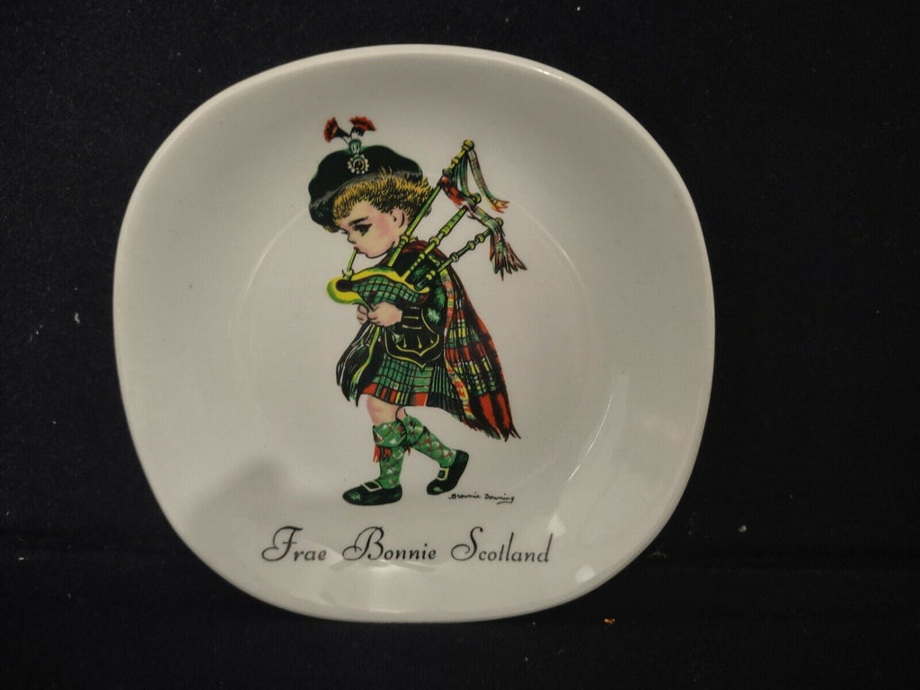 031 Collectible Brownie Downing J.H. Weatherby & Sons Frae Bonnie Scotland Plate