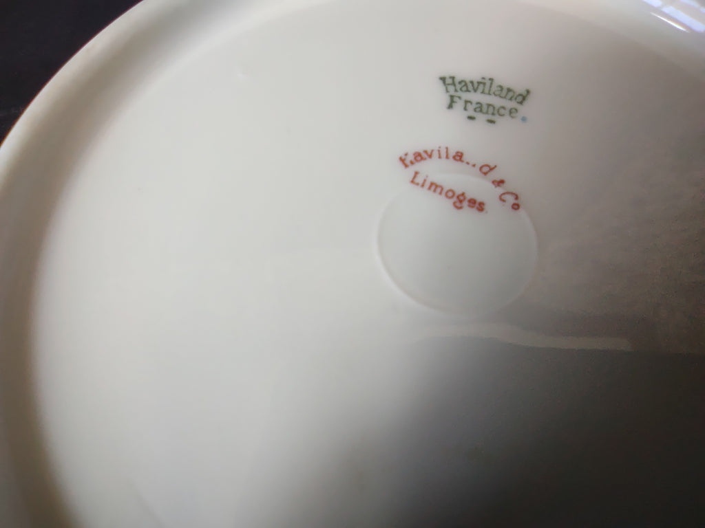 Haviland Limoges Small Bowl Apple Blossom 6-1/4"(lot 1055)