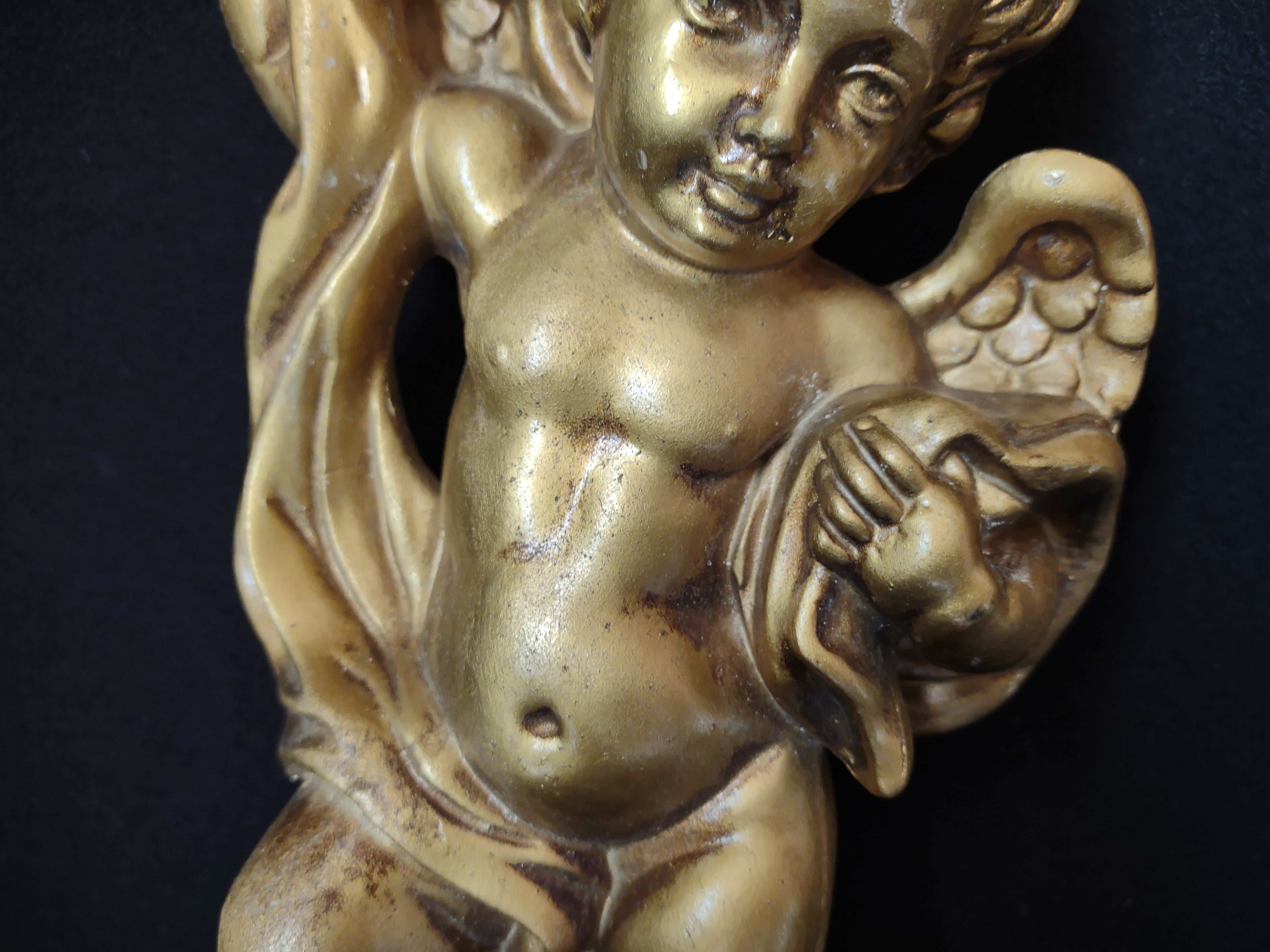 Golden Art Regency Wall Ceramic Angel Cherub 10" (lot 1610)