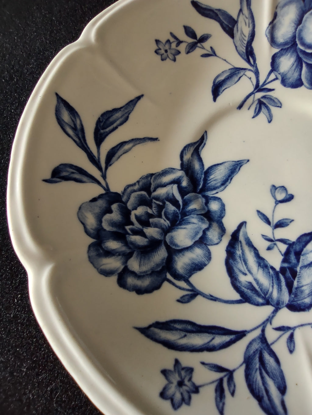Vintage Johnson Bros Saucer Windsor Ware Warwick Blue White Set Of 3 (Lot 5659)