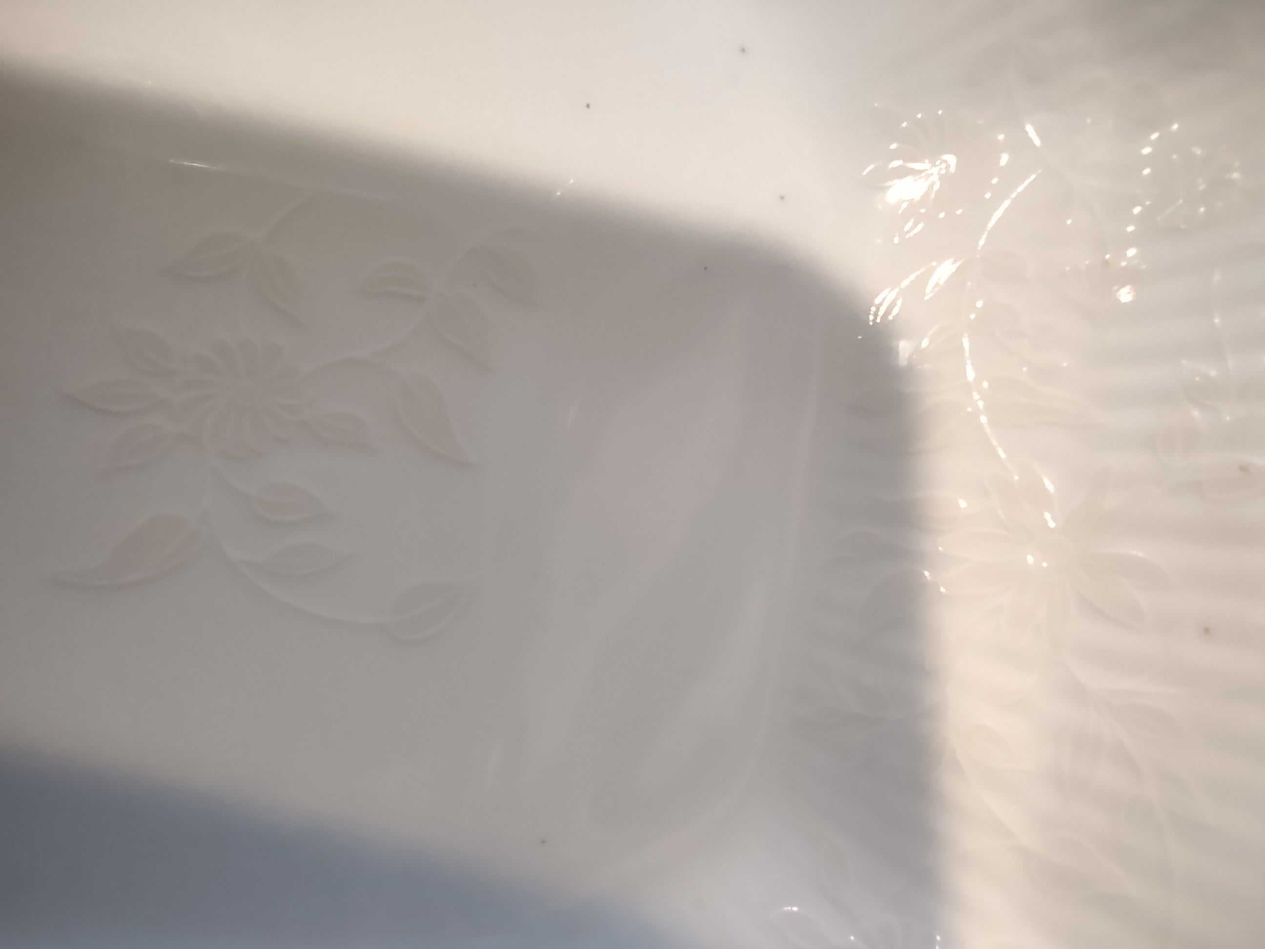 Vintage Minton White Paisley Bone China Square Nut Dish (Lot 5505)