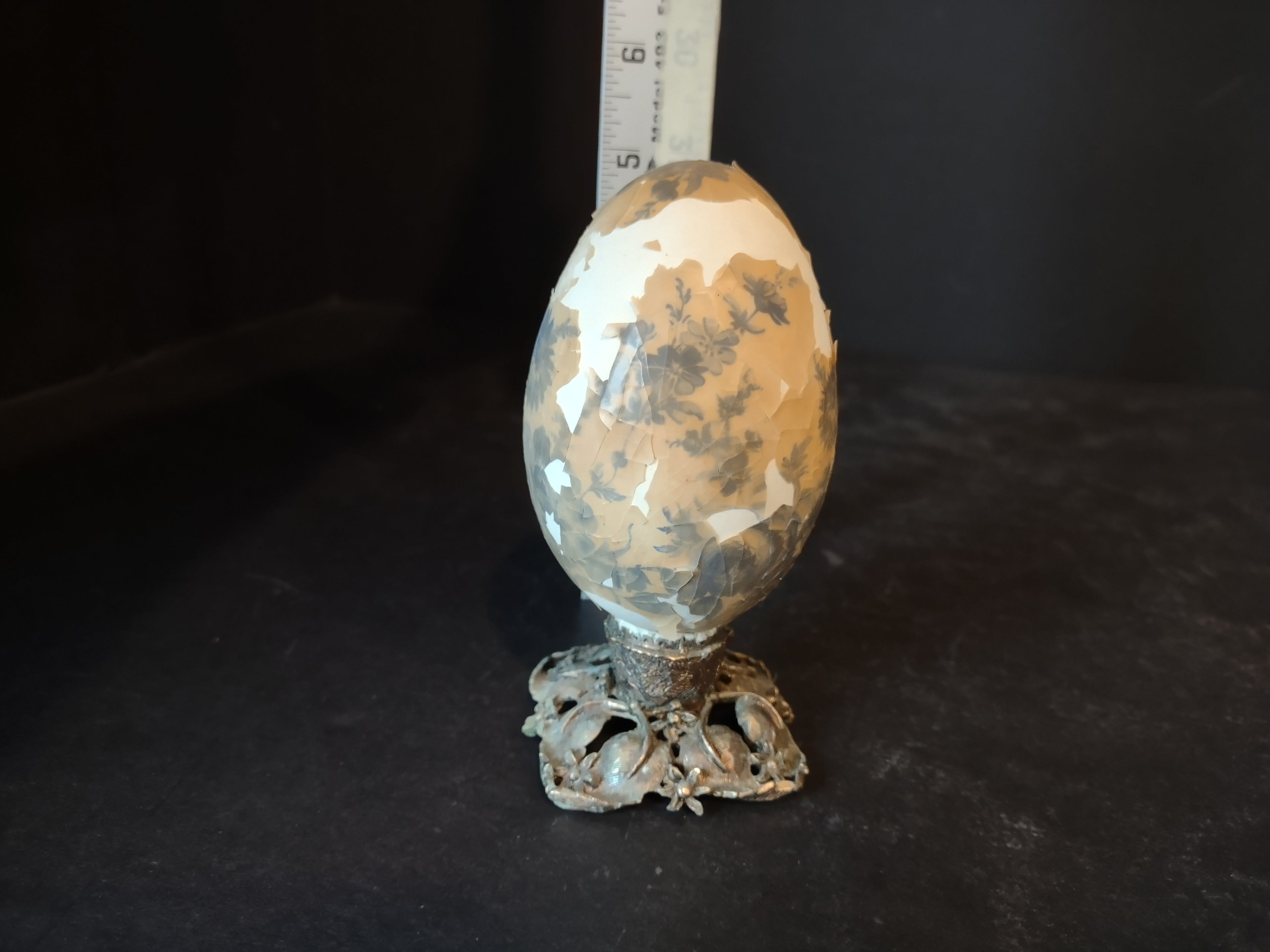 Vintage 4" Easter Egg on Metal Foot Blue Flower Design (lot 5343)