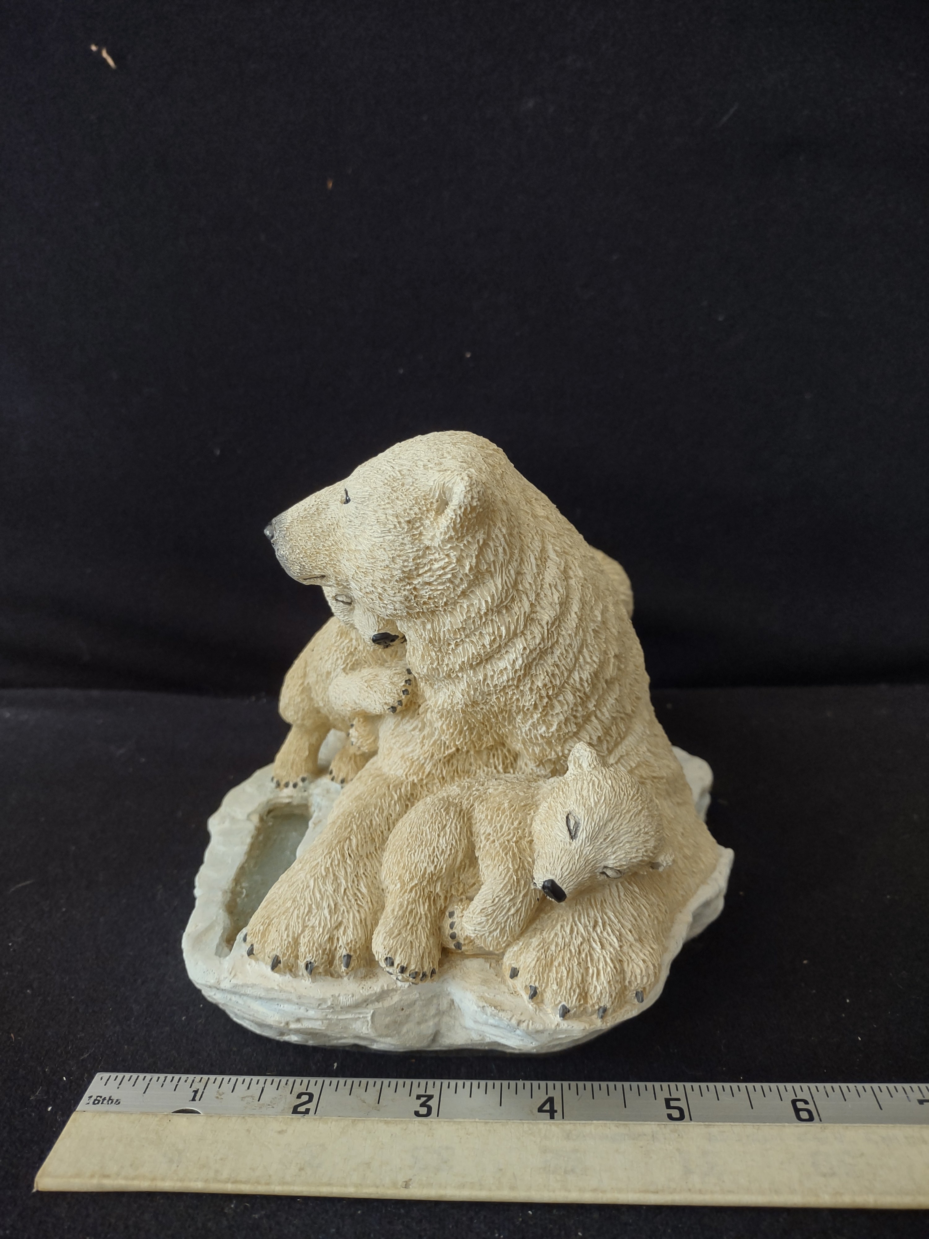 Winter Lenox Watchful Guardian Polar Bear Mother Babies (Lot 3909)