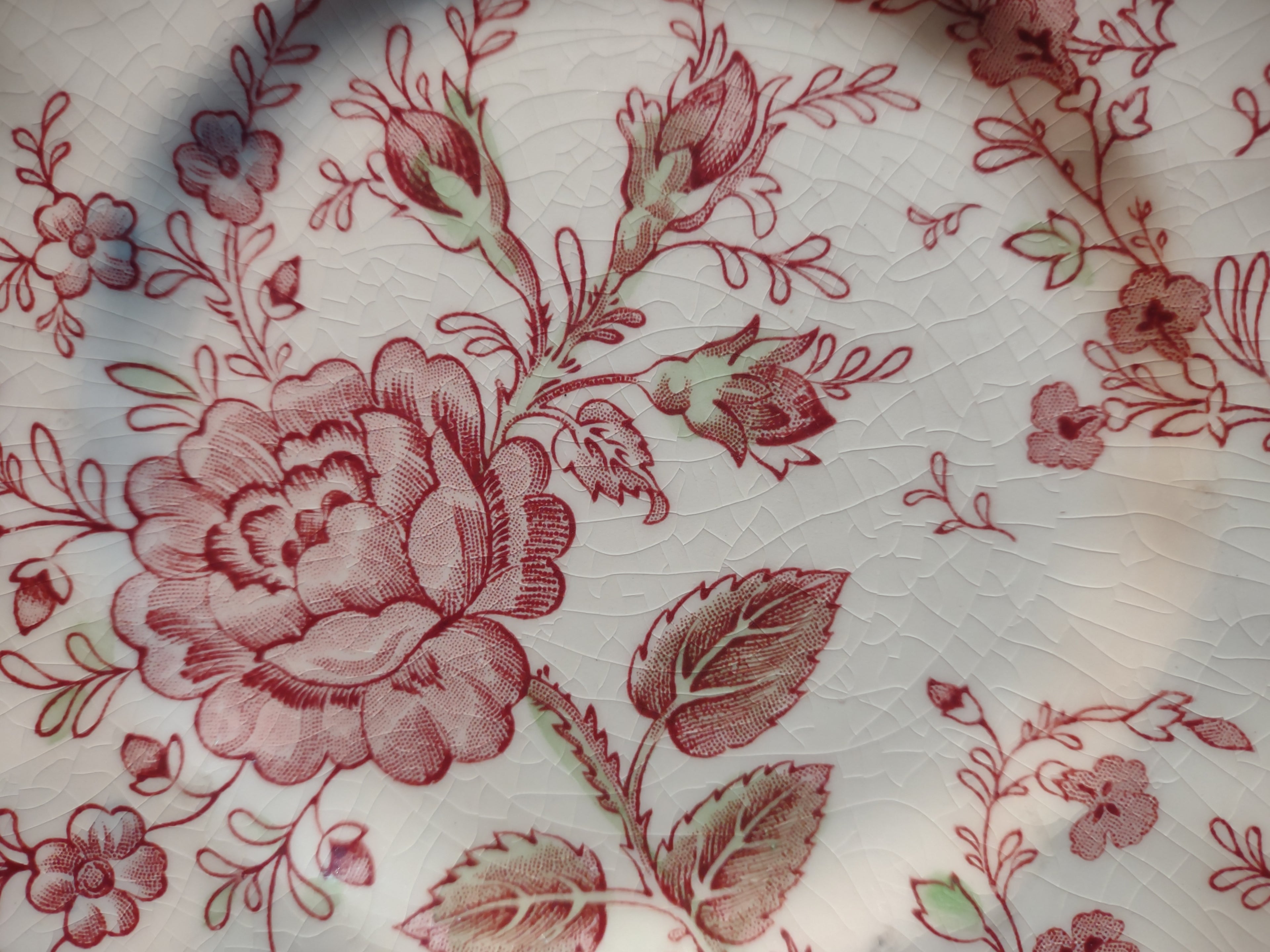 Vintage Small Plate CRAZING Rose Chintz Johnson Bros Black Stamp (lot 5698)
