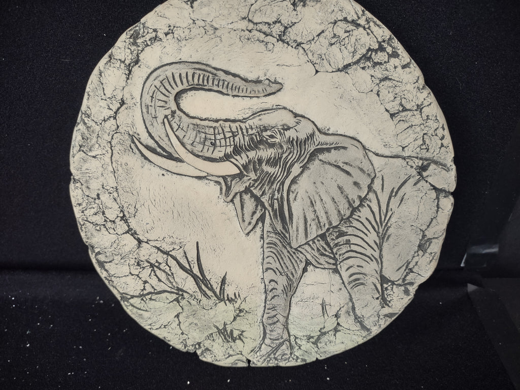 Shapes of Clay Set of 3 Mount St. Helen's Ash Elephant Zebra Giraffe (lot 2373 )