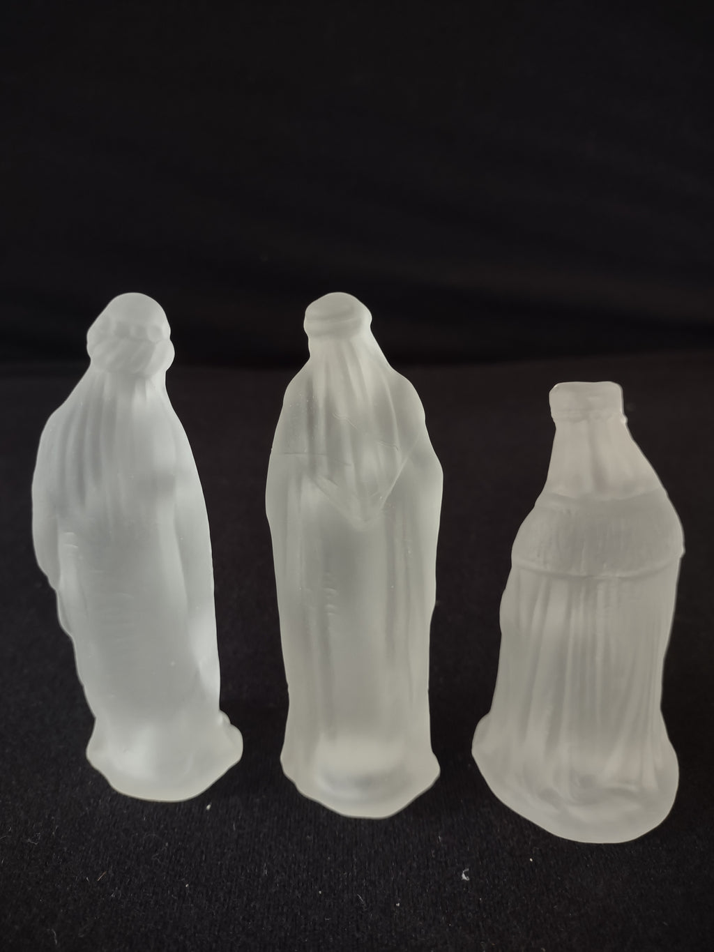 Vintage 6 Piece Frosted Glass Nativity Set Mary Joseph Jesus 3 Wisemen (Lot 4057