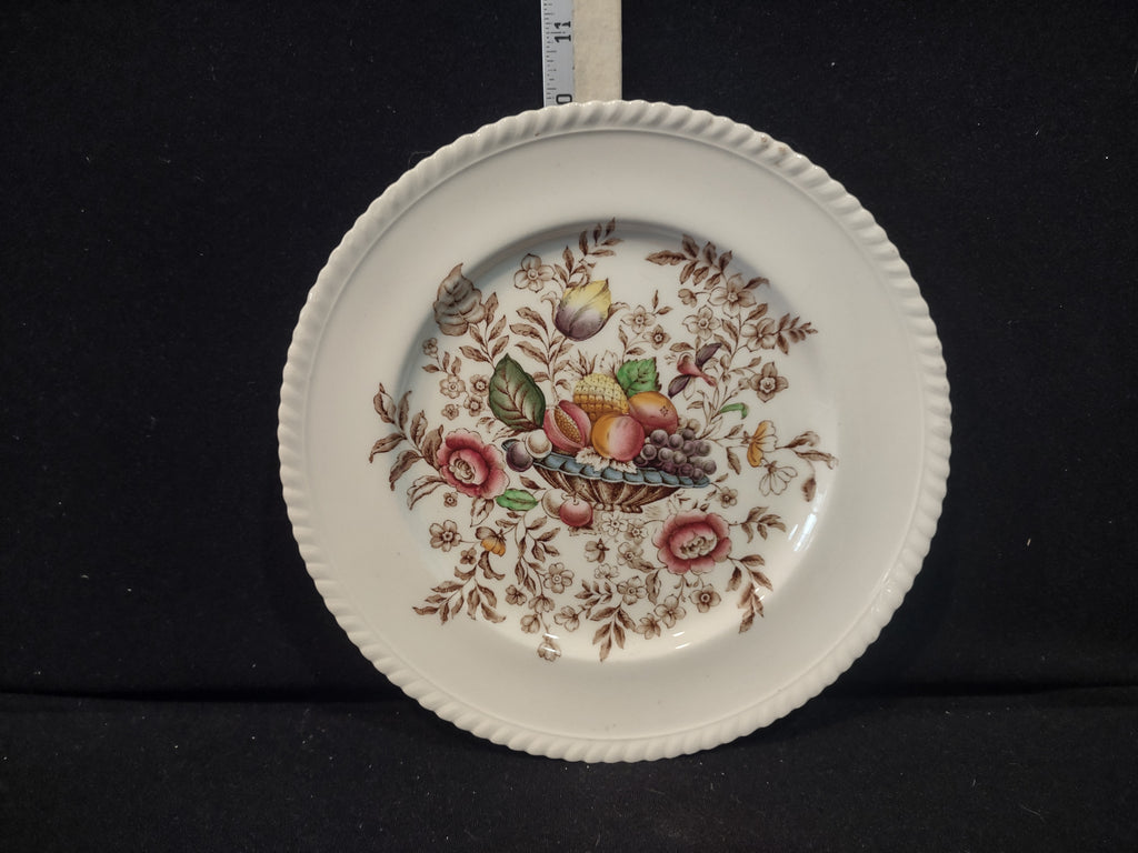 Vintage Johnson Pomona Windsor Ware Dinner Plate England Ironstone (lot 5607)