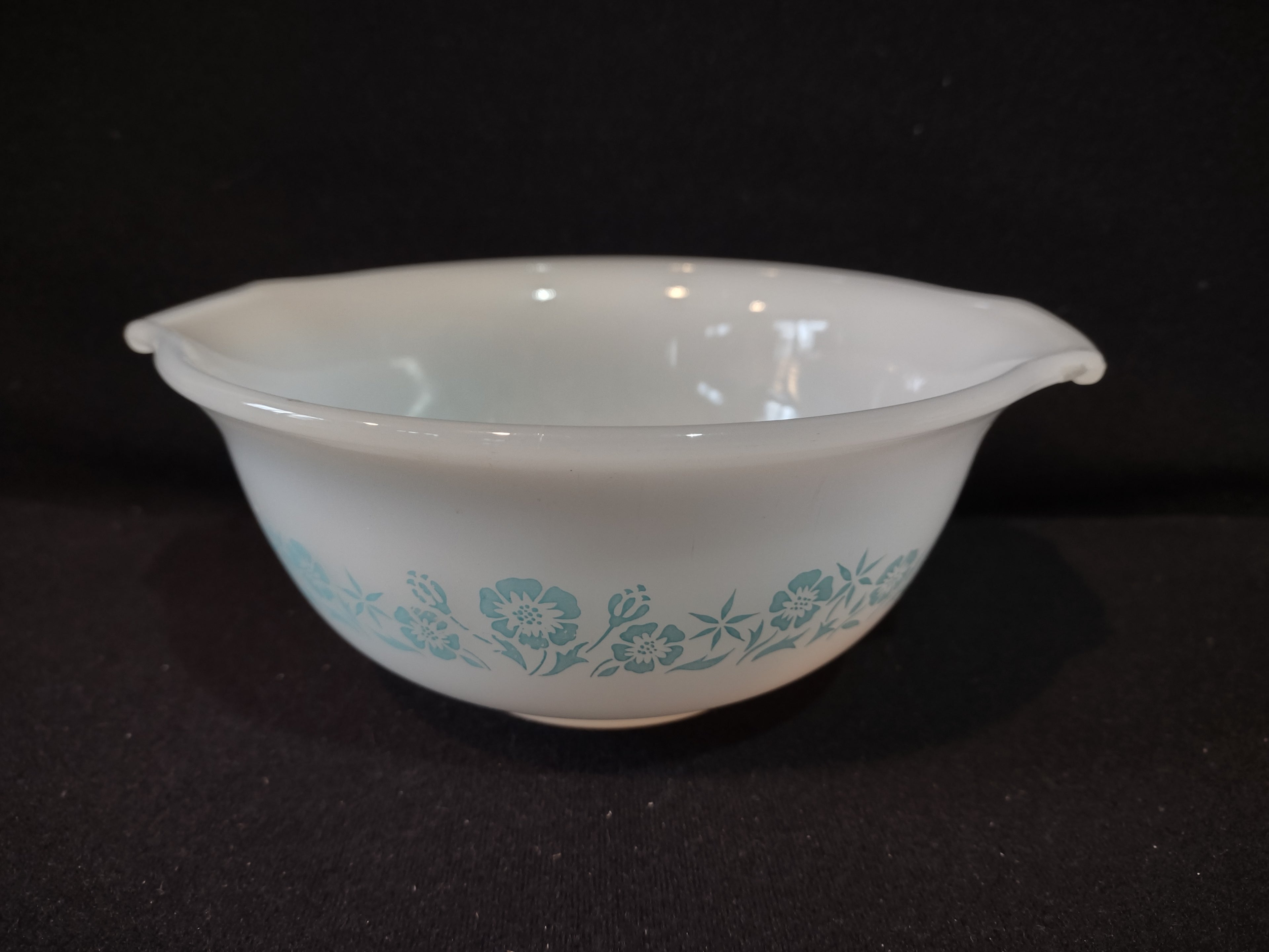 Vintage Maid Of Honor 1.5 Pt Cinderella Mixing Bowl Turquoise Floral (Lot 5312)