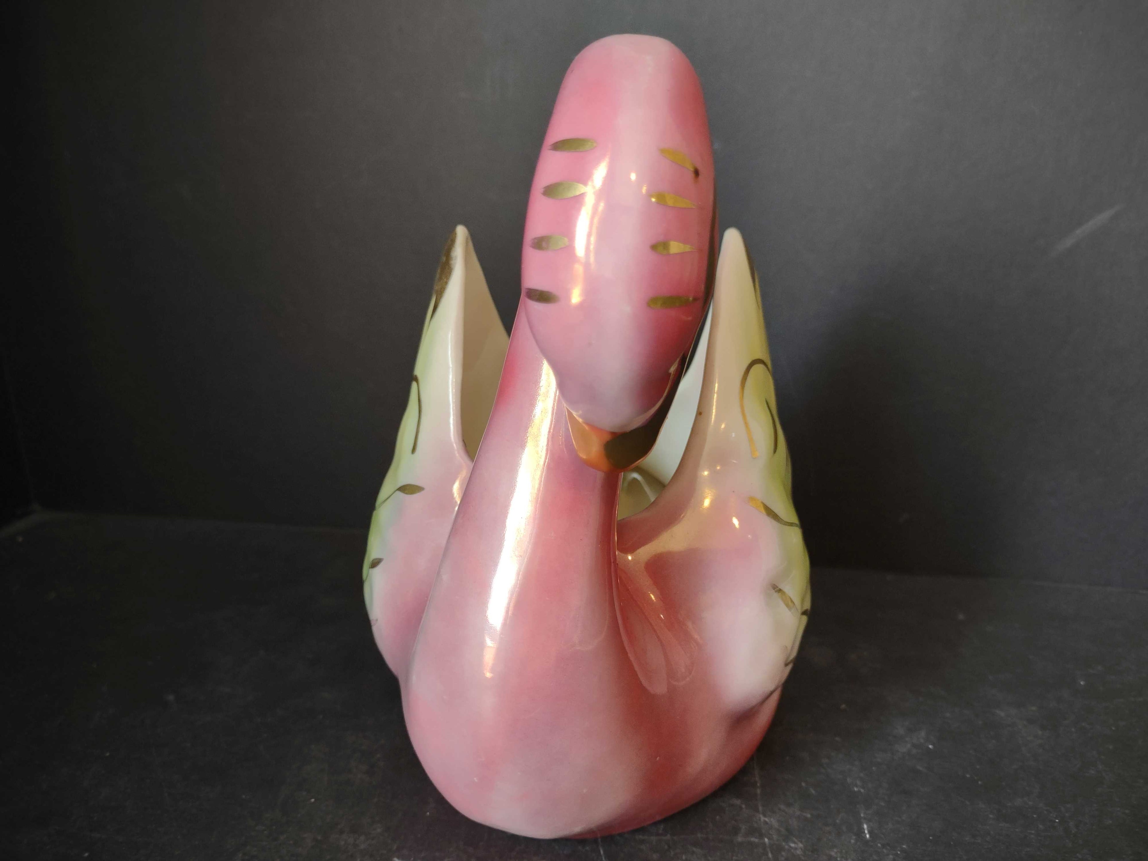 Vintage Ceramic Colonial Pink Swan Planter (lot 2904c)