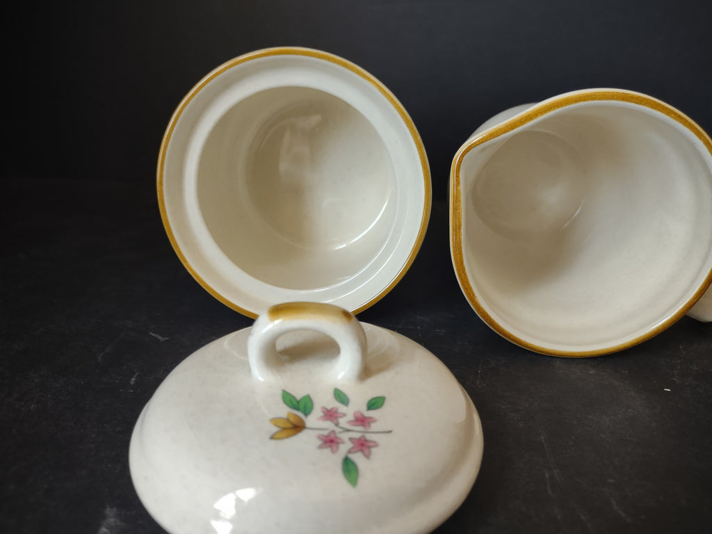 Vintage Heartland Creamer Sugar Bowl Country House Farm (lot 2882c)