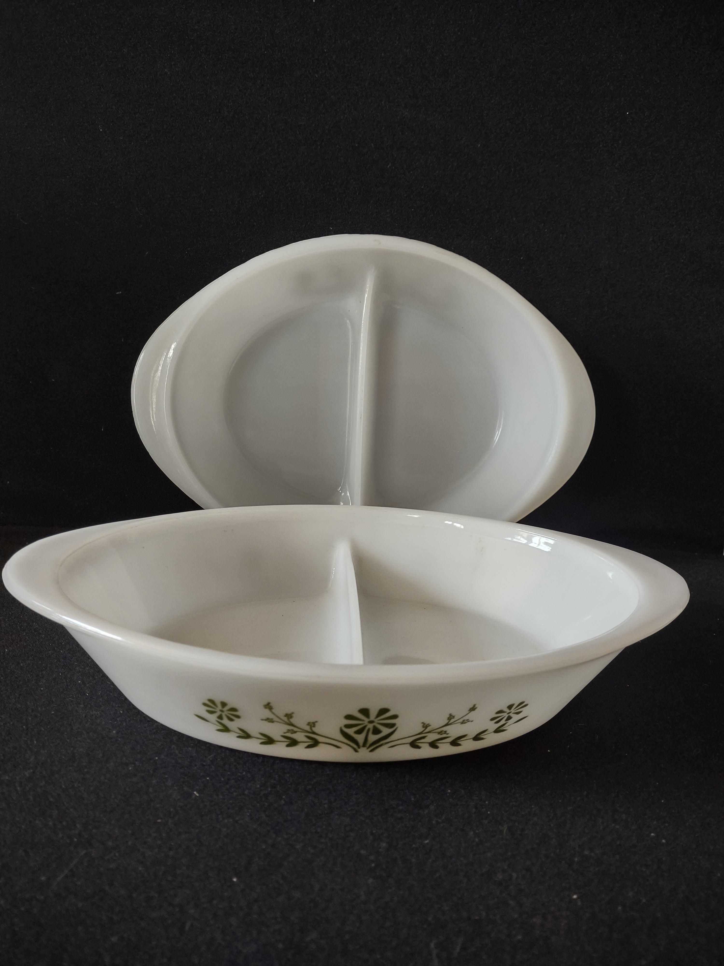 Vintage Glasbake Oval Divided Milk Glass Casserole Green Daisy (lot 5280)