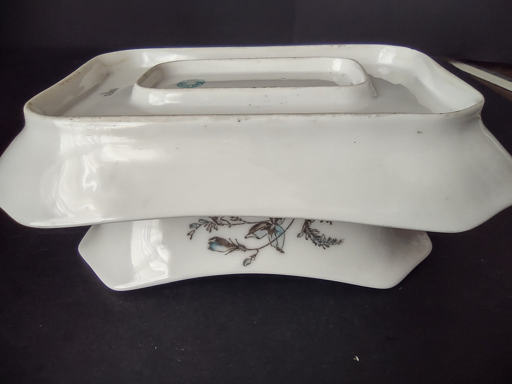 Depose Haviland Limoges Blue Flower Gravy Bowl Plate Attached (lot 963)