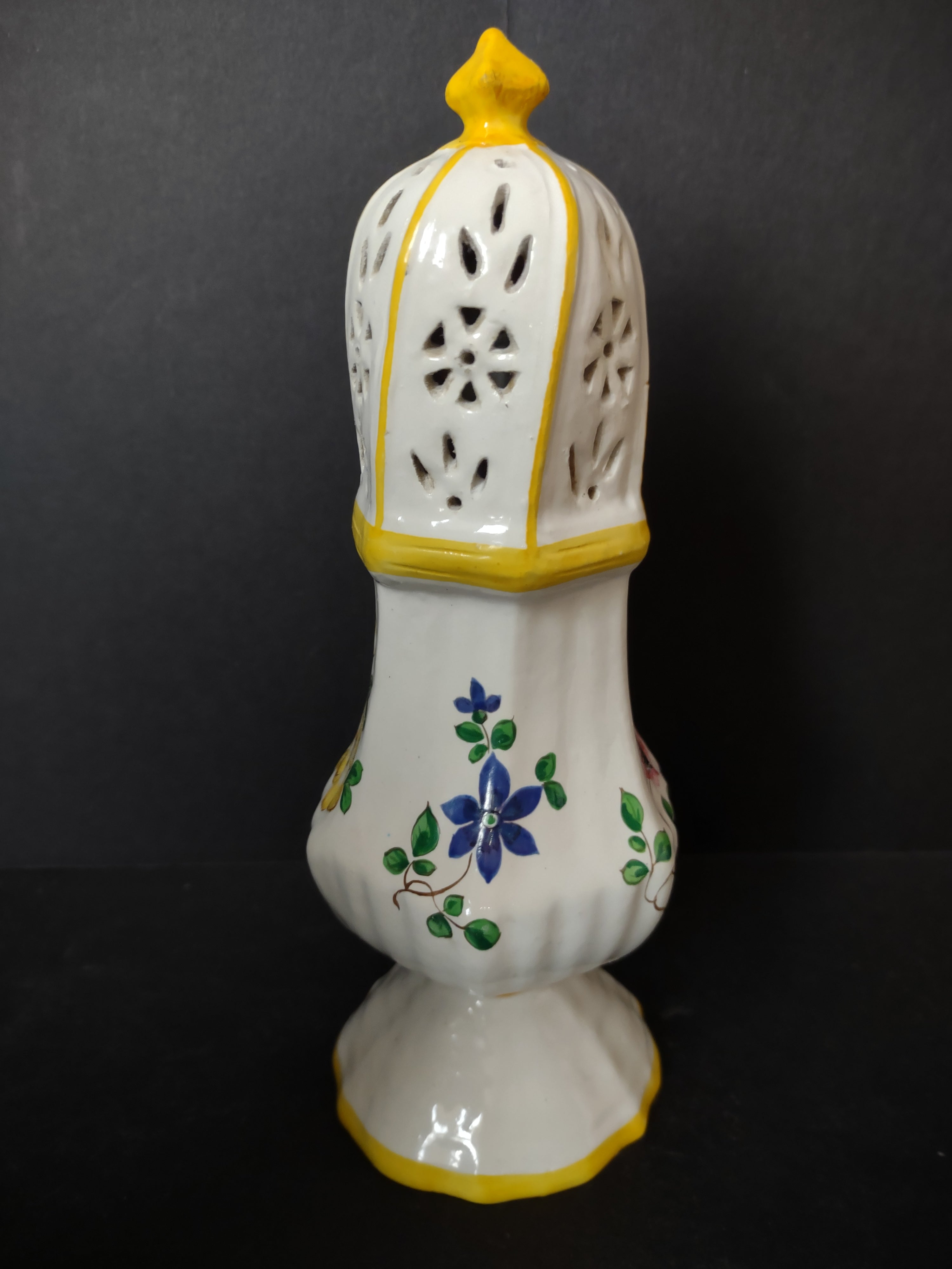 Vintage Talcum Powder Shaker Italy 8" (lot 5026)