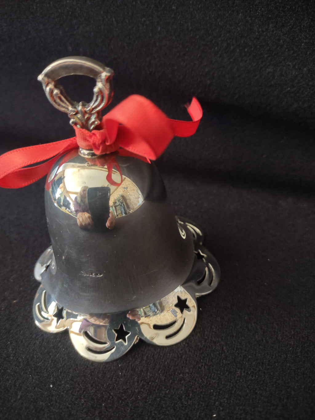 Vintage 2000 Towle Silver Plated Engraved Christmas Bell (Lot 4133)