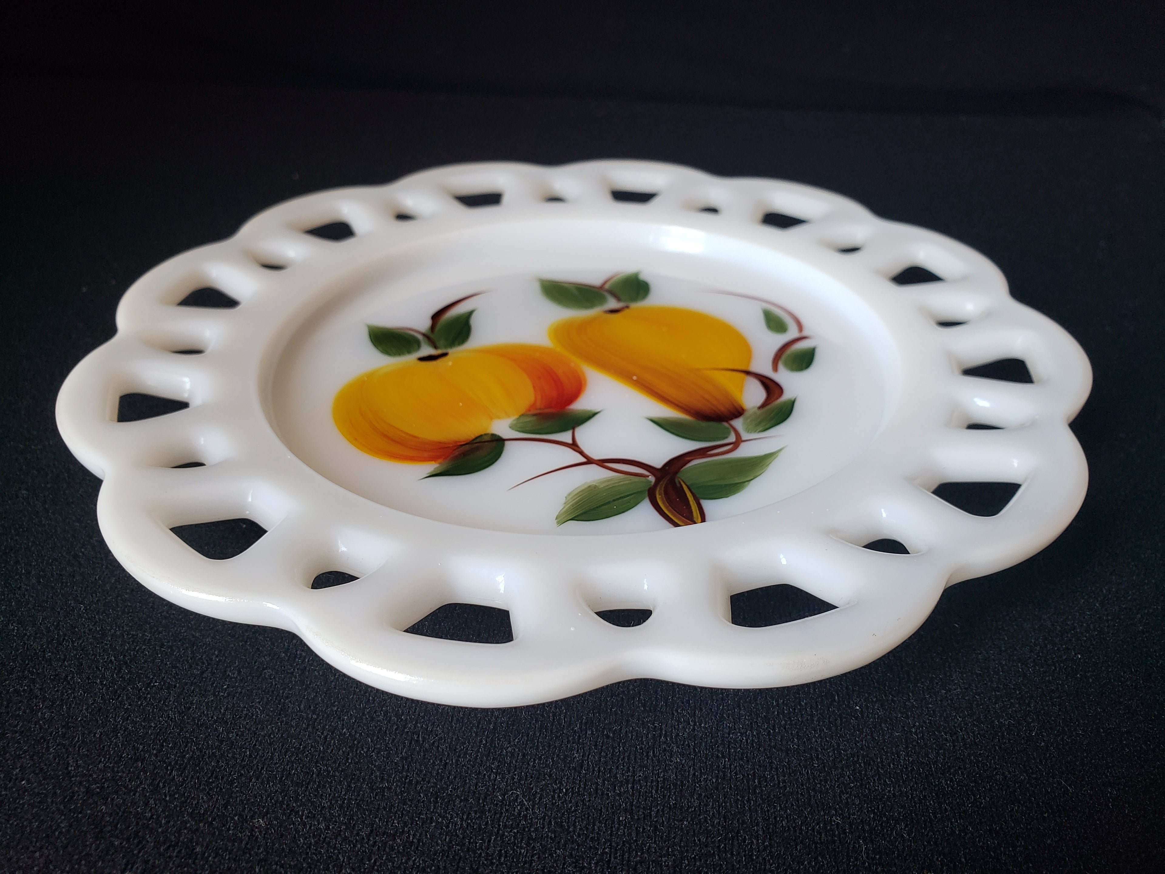 Vintage Westmoreland Apple Pear Motif Milk Glass Wall Plate (lot 2189)