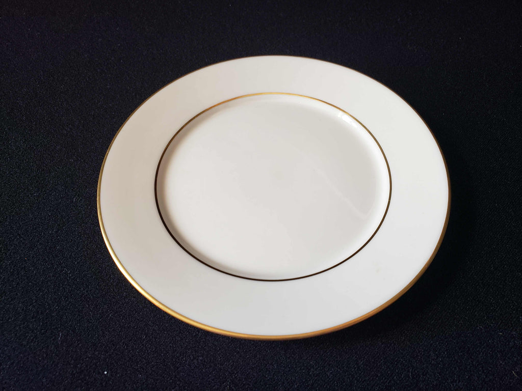 Vintage Lenox Hayworth Bread or Plate Golden Wreath Stamp 6-1/2" (lot 1998)