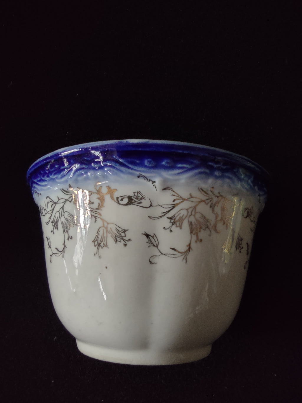 Vintage Teacup Blue White Floral Bird Glaze Blurred Set Of 3 (Lot 5304)