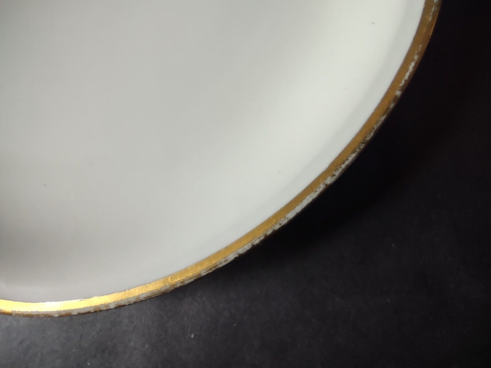 GDA Limoges France Porcelain White Dessert Plate Gold Trim (lot 671)