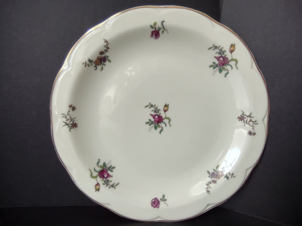 Haviland Limoges Dinner Plate Peony Flower Cream Color (lot 926)