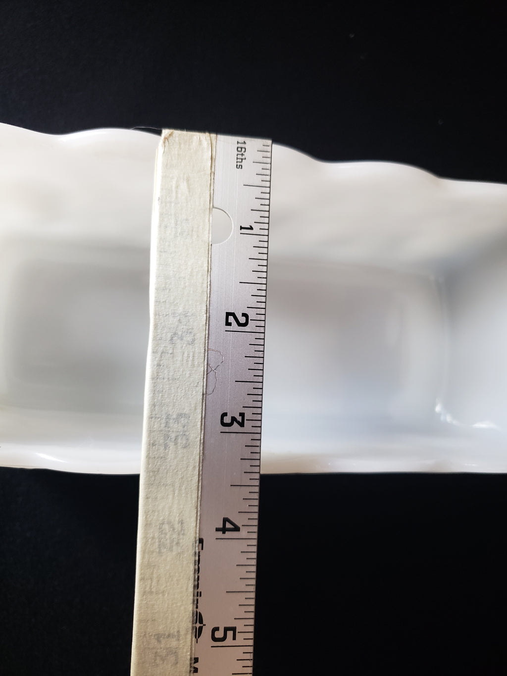 Vintage Anchor Hocking Milk Glass Planter Grape Pattern Rectangle (lot 2217)